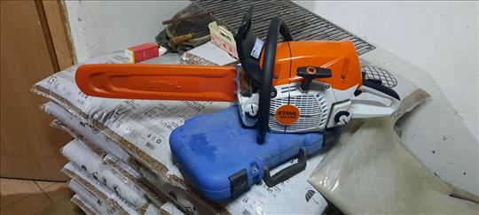 Motorna testera STIHL