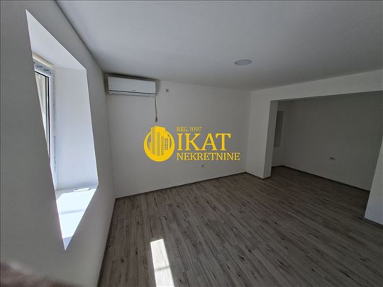Pančevo, Centar, kuća, 33m2