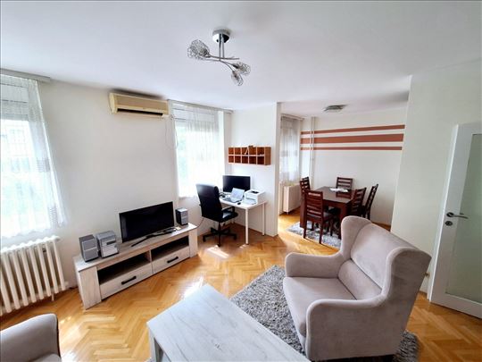 Banovo brdo, izuzetan, namešten, 58m2,T