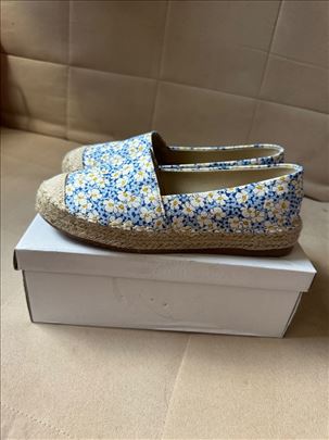 Cvetne espadrile