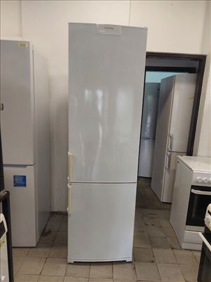 Kombinovani frizider Simens 373 lit garancija 12 m