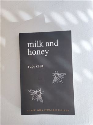 rupi kaur - milk and honey , knjiga na engleskom