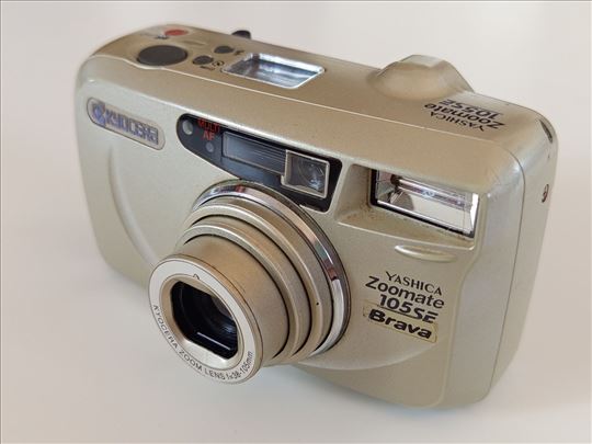  Yashica Kyocera Zoomate 105SE (na stanju)