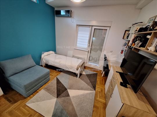 Garsonjera, Mirijevo, 27m2(+11m2terasa)