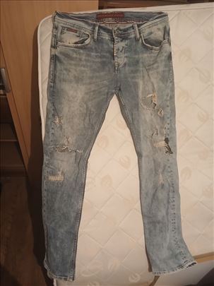 Muške fensi farmerice više komada veličine 2XL 