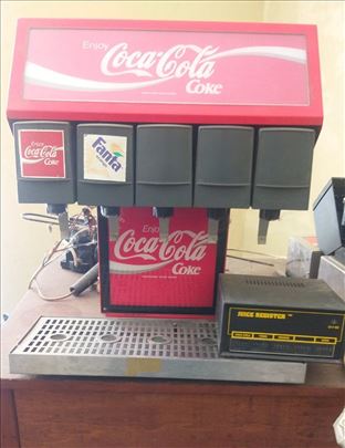 Odlican aparat za sokove i sodu