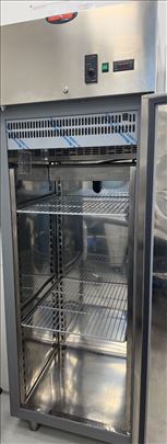 Profesionalni inox frižider kao nov