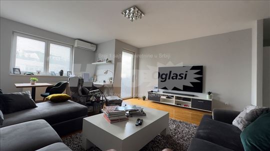 Smallville, 65m2 renoviran, parking