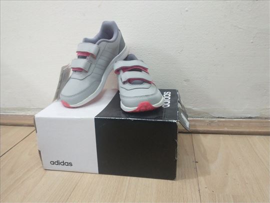 Adidas patike za devojčice