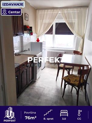 Centar, trosoban 73m2, namešten