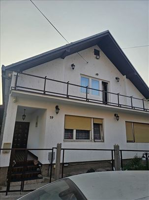 Stambeno poslovni objekat Stara Pazova