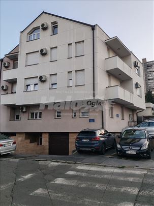 Voždovac, ugao Vitanovačke i Podravske 46m5 soba