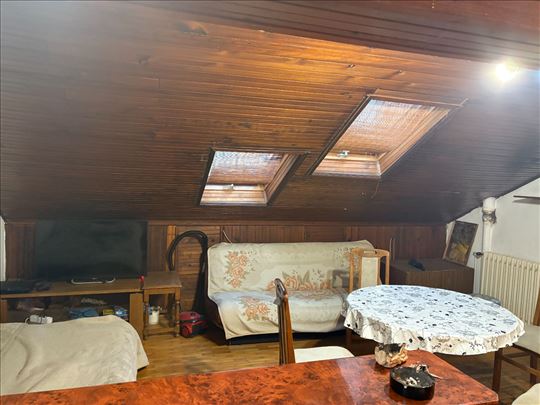 Žarkovo, 1.5, 28m2+ 8m2 galerija