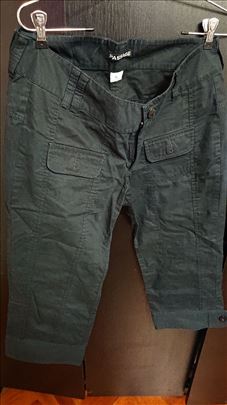 3/4 crne pantalone, Passage