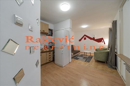 Centar, Hilandarska, 1.5, 36 m2, PR od IV