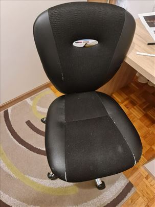Kancelarijska stolica, odlična, samo 4000, Banovo