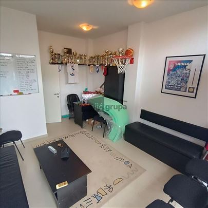 Lokal 17,21m2, centar  Žarkova