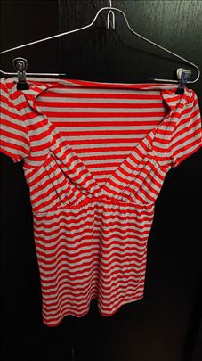 Majica na pruge, crveno-siva