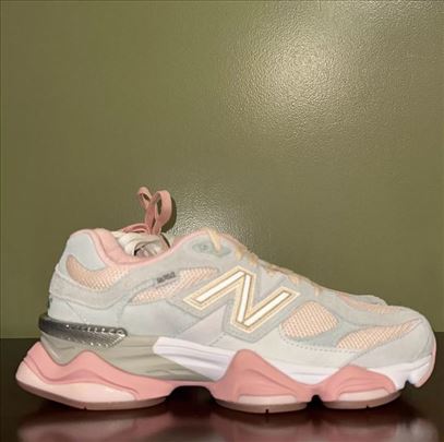 New Balance 9060 Joe Freshgoods Roze Inside Voices