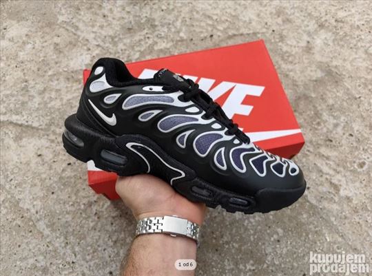 Nike Air Max Plus TN Drift Reverse Panda; Nove TN