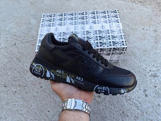 Premiata Mick 483 Low Top; Nove Triple black crne
