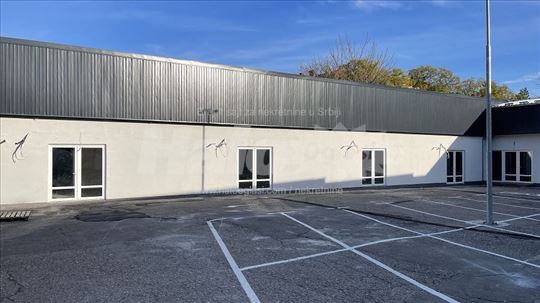 Lokal za izdavanje u okviru mini tržnog centra