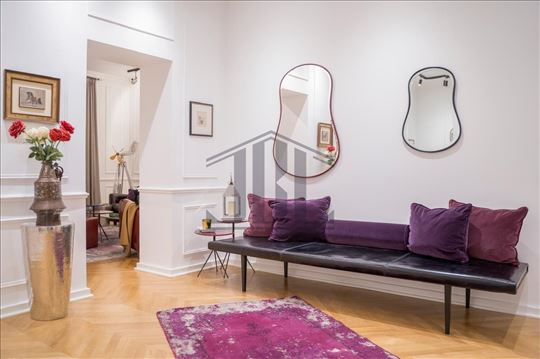 Lux stan za prodaju Knez Mihailova 88 m2