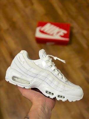 Nike Air Max 95 Triple White; Nove Nike patike