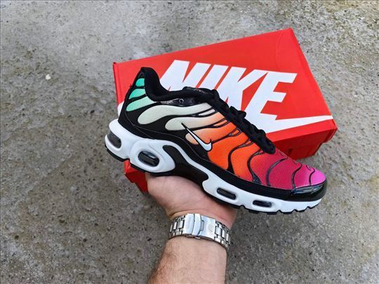 Nike Air Max Plus TN Body Fade; Nove Najk patike