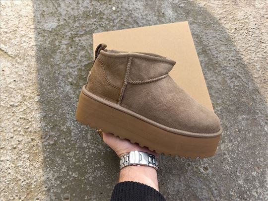 UGG Mini čizme; Nove krem Ugg papuče; Nove čizme