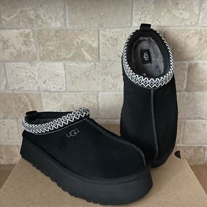 UGG Tazz Slippers Black; Nove crne UGG papuče