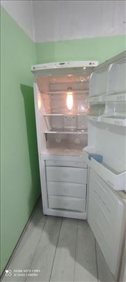 Frižider LG kombinovani 170 cm