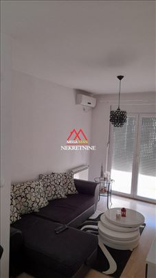 Dvoiposoban stan - 52m2 - Nova Detelinara
