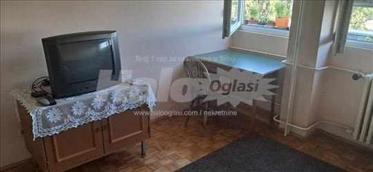 Izdavanje sobe Novi Beograd