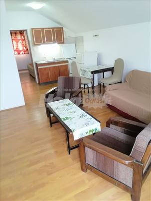 Leštane, dvosoban stan