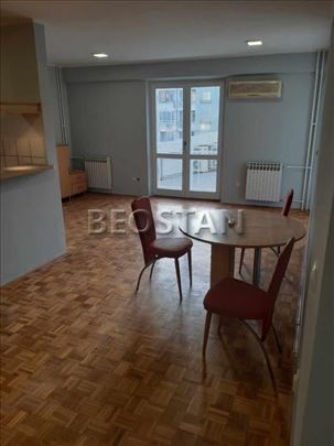 Novi Beograd - Blok 63 novogradnja #63782