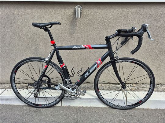 OLIMPIA ARROW xl 10.5kg Ultegra kao nov