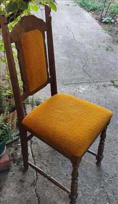 Vintage stolica za 1999 din 