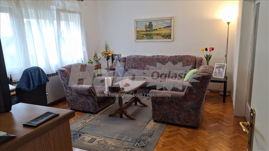 Banovo brdo, Izvorska, 74+4 kvm, 3.0, namešten