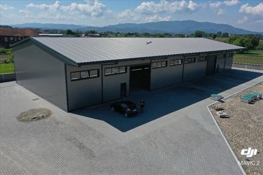 Izdaje se nova hala od 1000 m2 u Loznici