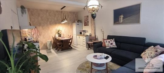 Moderan 2.0 stan – Pariske komune