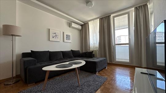 Blok 21, renoviran, odličan, ID 22194
