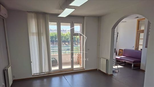 Blok 29 , 3.0 stan u blizini Arene ID#12046