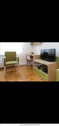 Izdaje se garsonjera na Vracaru