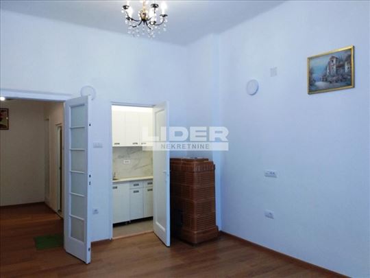 Kompletno renoviran, preporuka! ID#9991