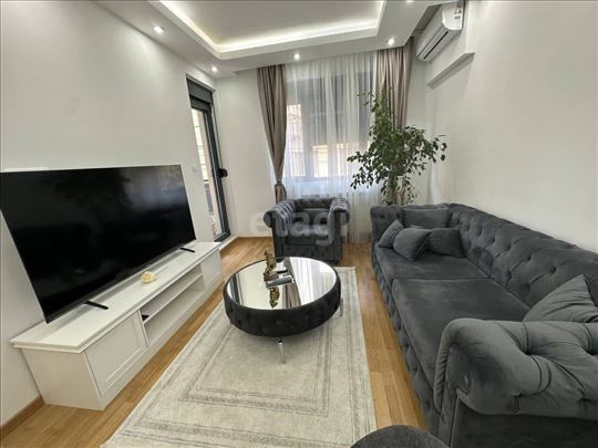 Luksuzan nov stan – Banovo brdo, 42m²