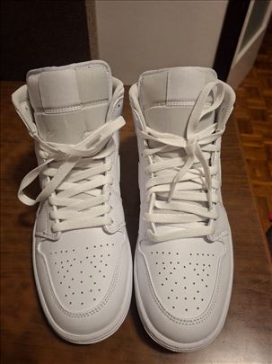 Nike air Jordan 1 mid triple white  patike