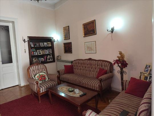 Stan u centru Zemuna