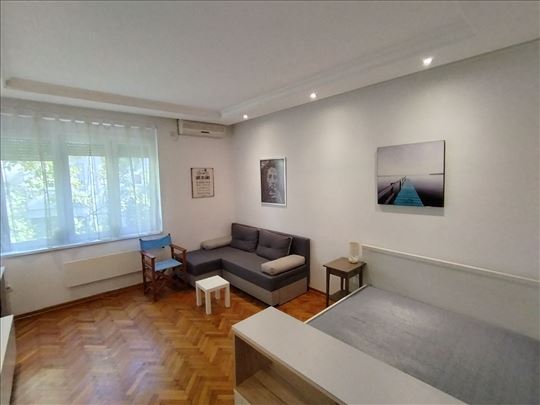 Top,Dorcol, Dobracina,svetao namešten I opremljen 