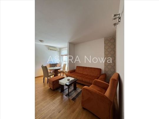 1.5 stan sa garažom-Useljiv